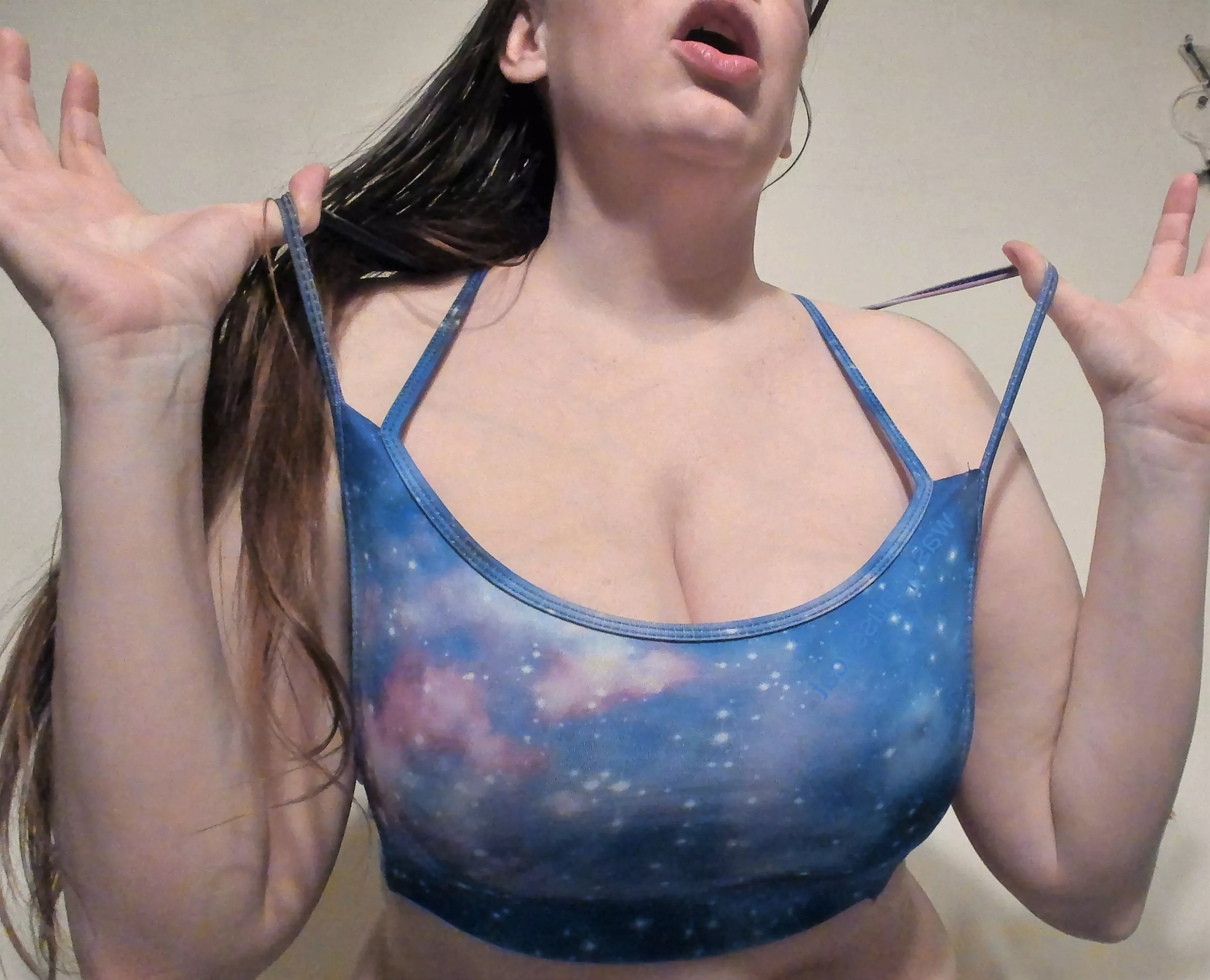 This sportsbra is outta this world :)