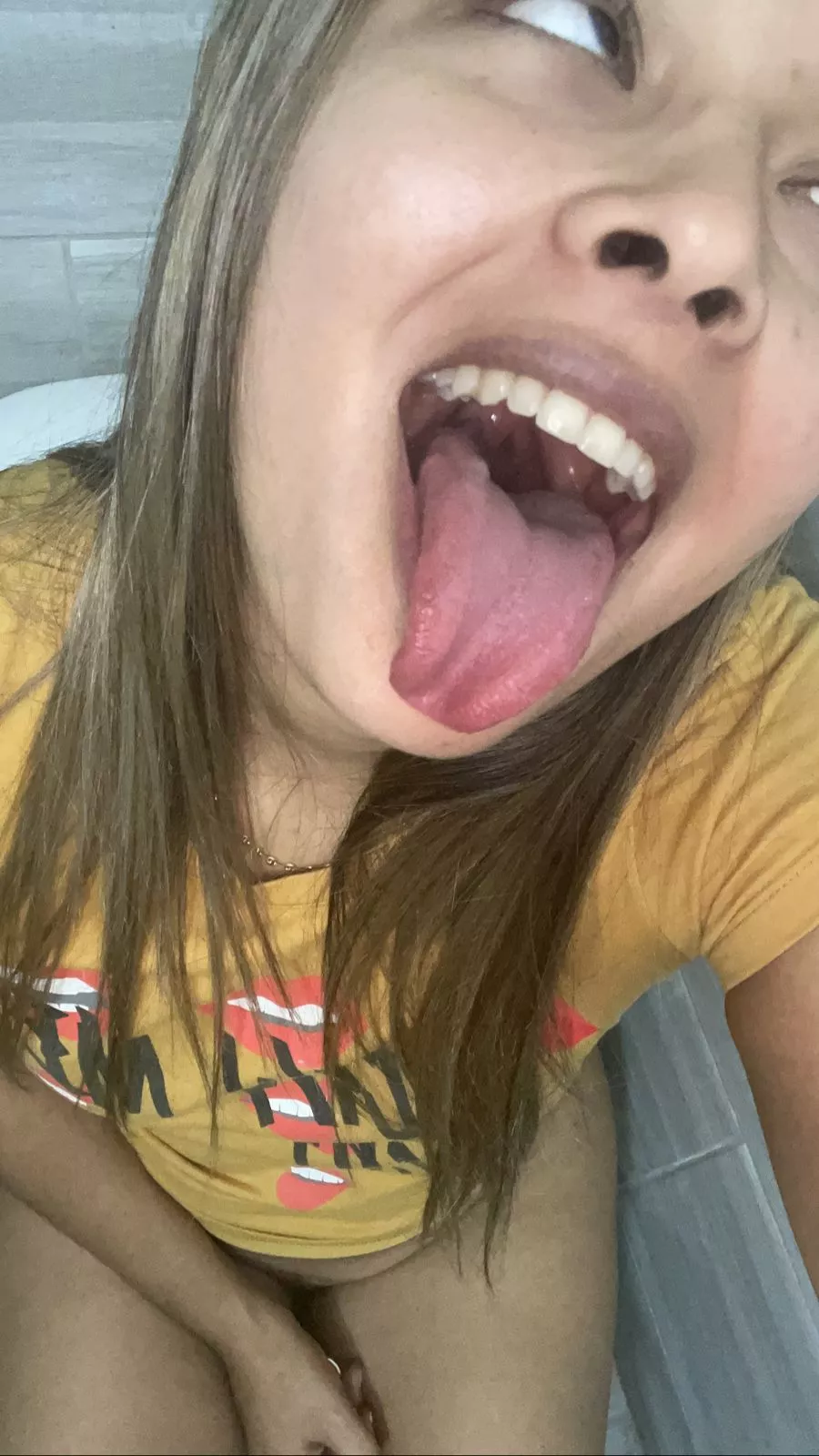 Latrina Ahegao (thats me check my stuff out!)