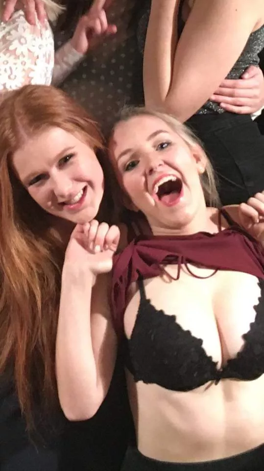 Drunk slut shows off her bra