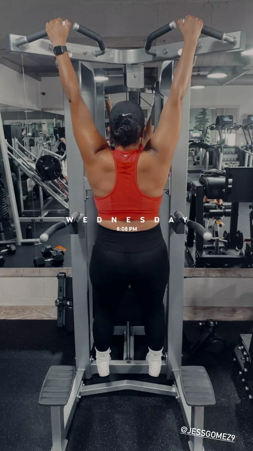 Fine ass SiL working out!