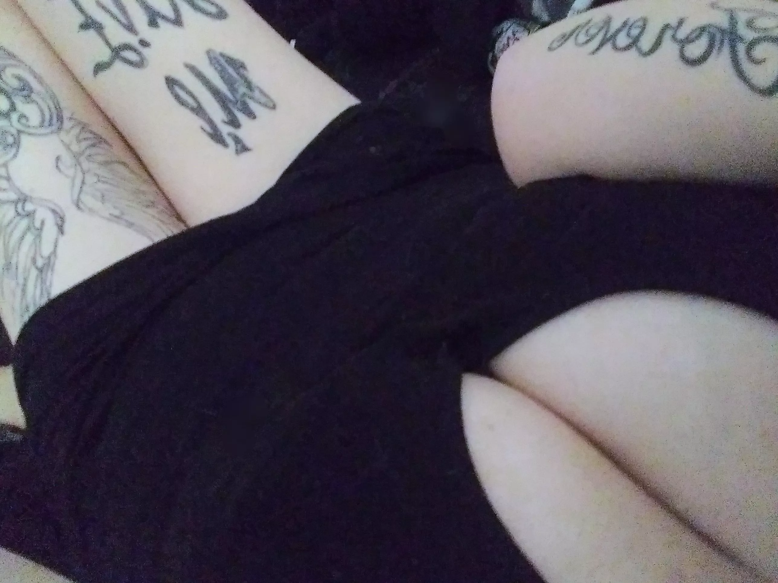 Is it cuddle time yet? ðŸ–¤