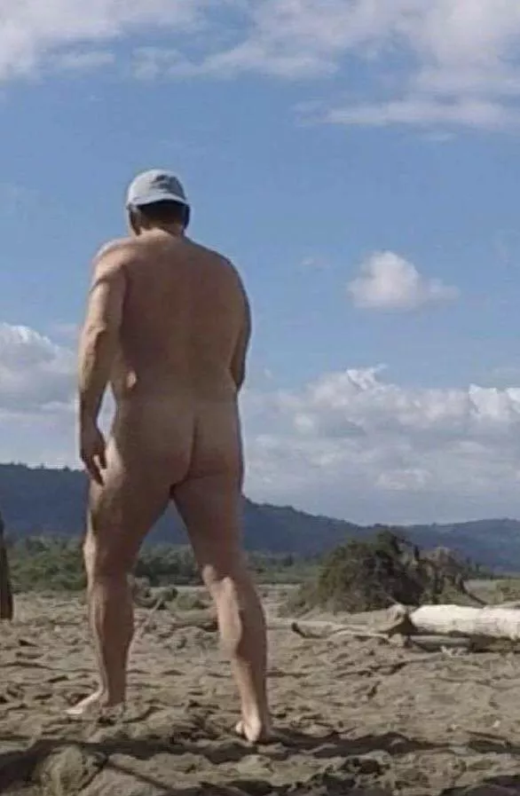 Happy Naked Hiking Day!