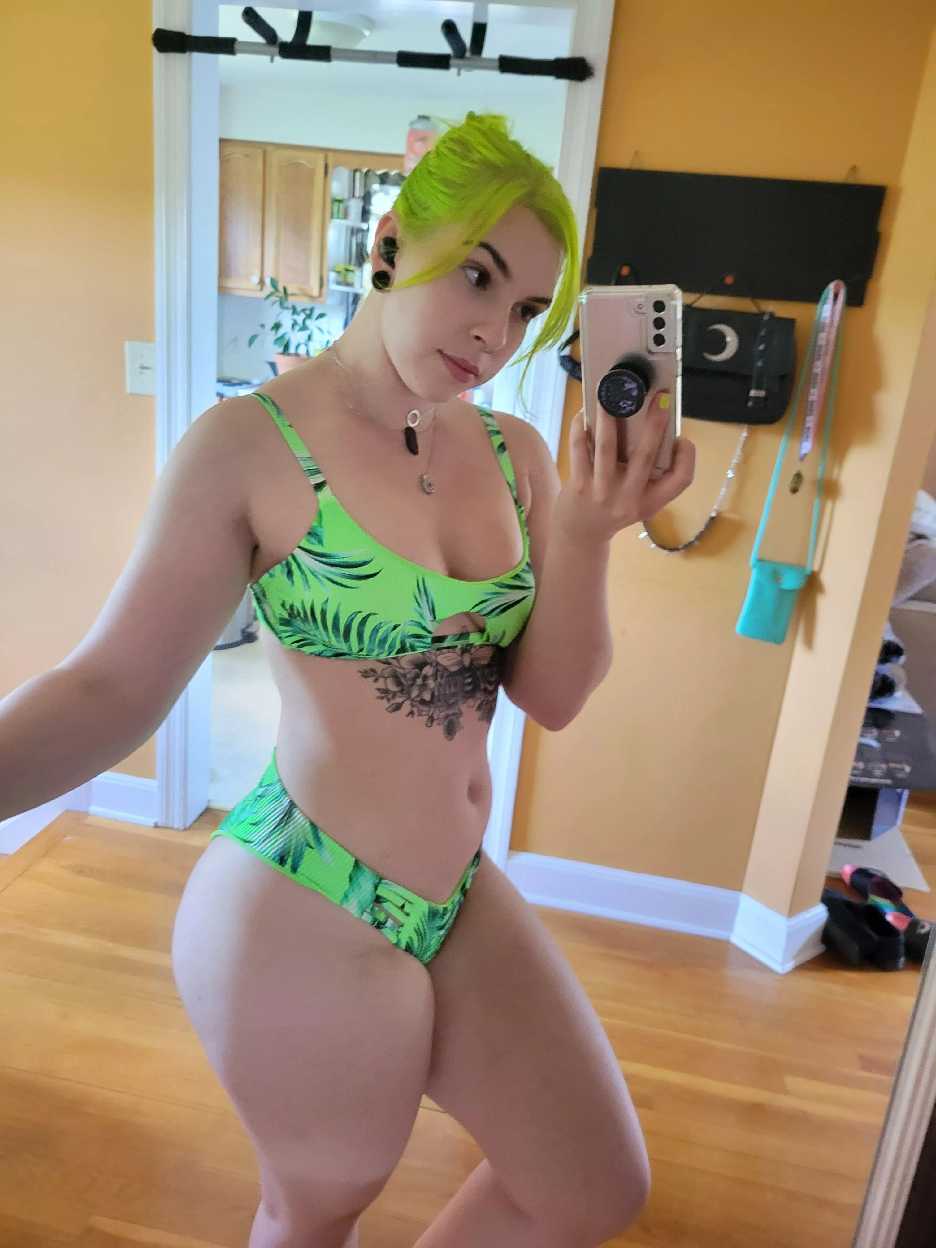 love matching my hair to my bikini