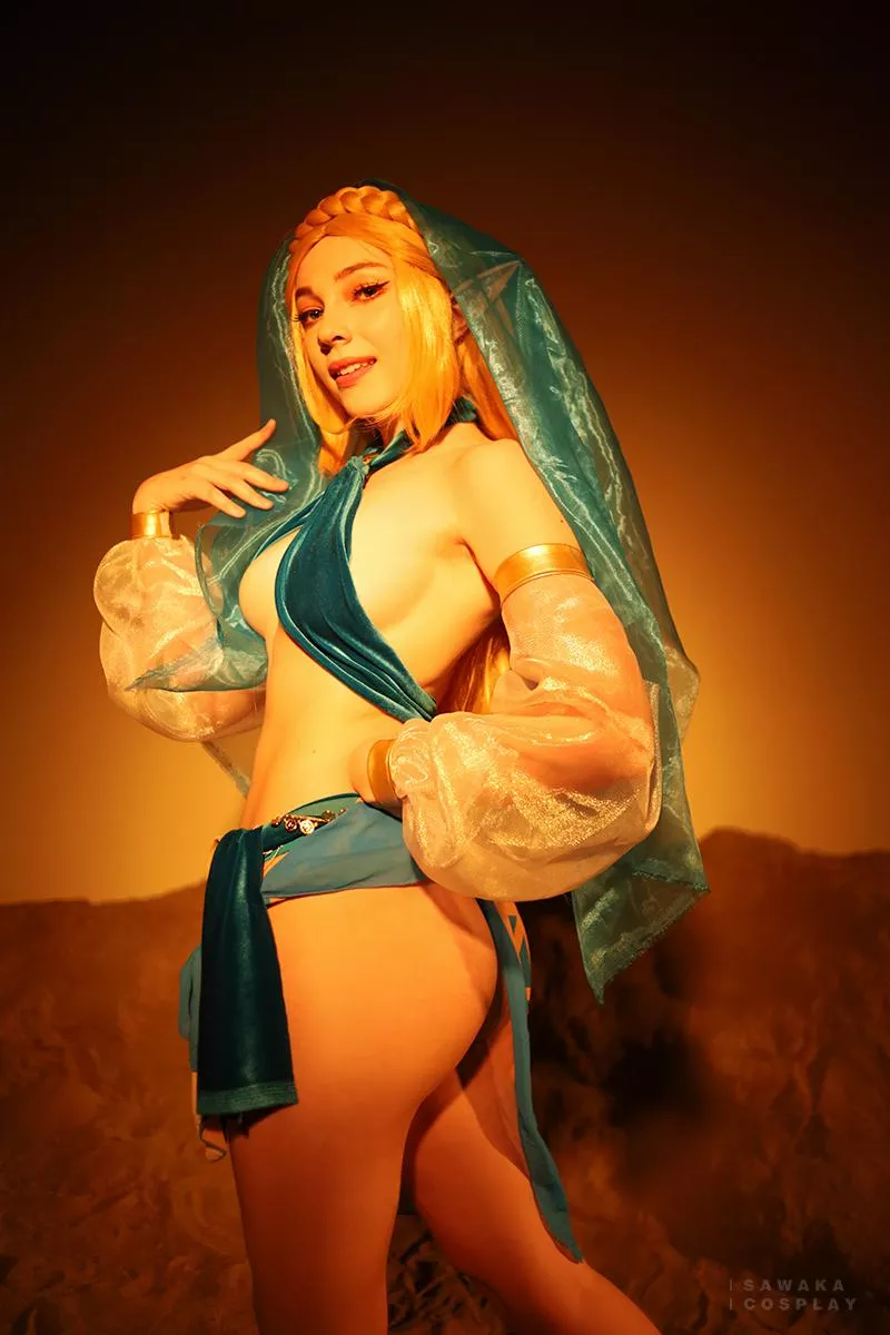 Gerudo Zelda cosplay by Sawaka