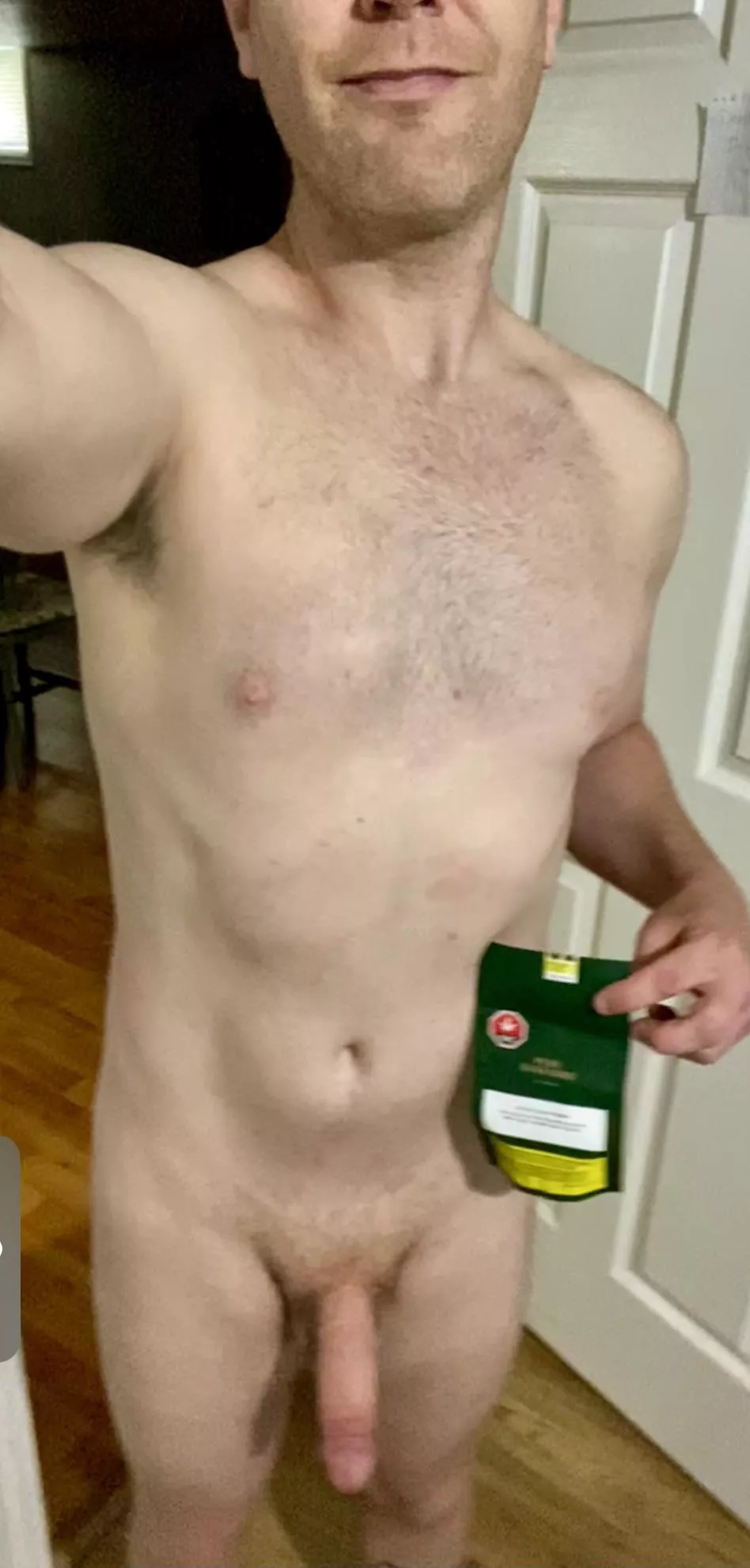 Naked weed reviews should be a thing [m]