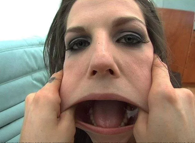 Bobbi big mouth...