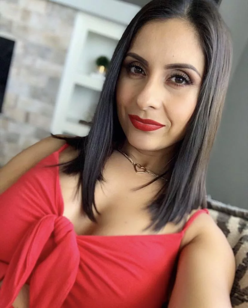 Thoughts on this Mexican milf