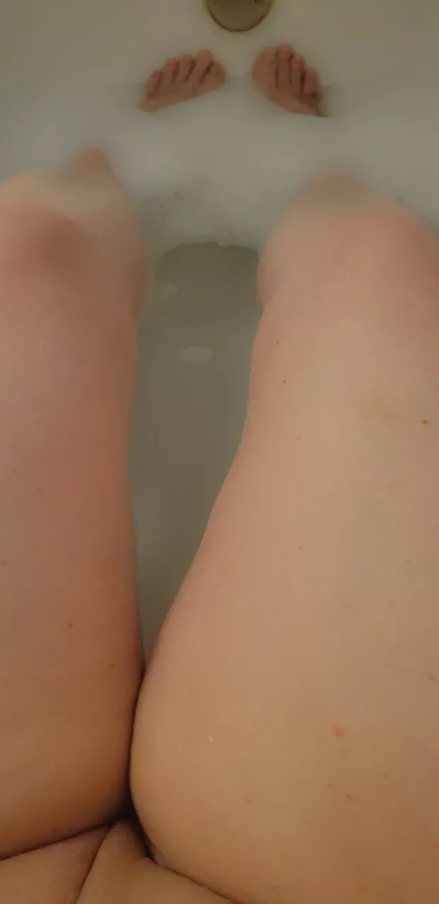 Early morning bathtime