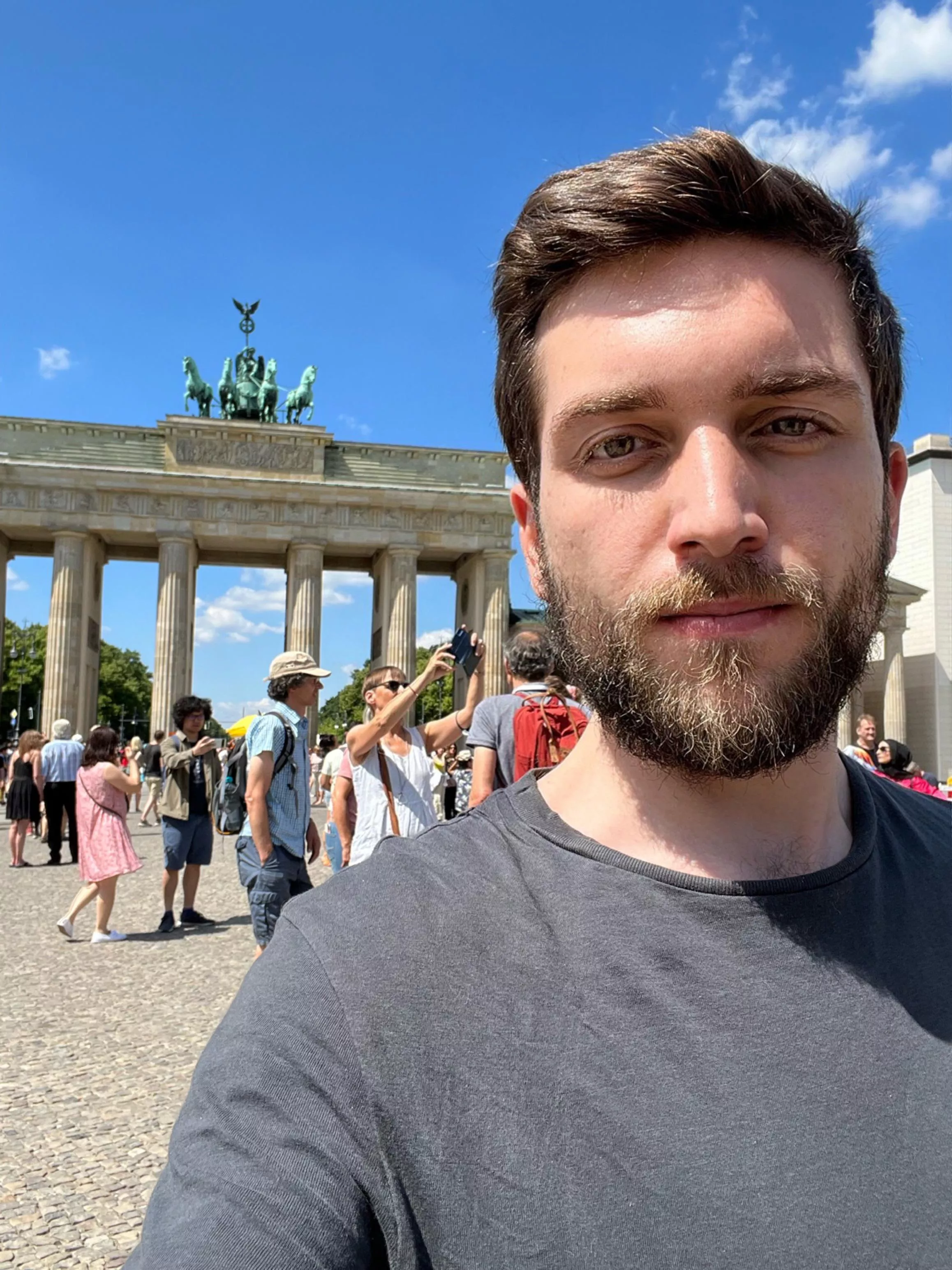 Hi from Berlin 🇩🇪