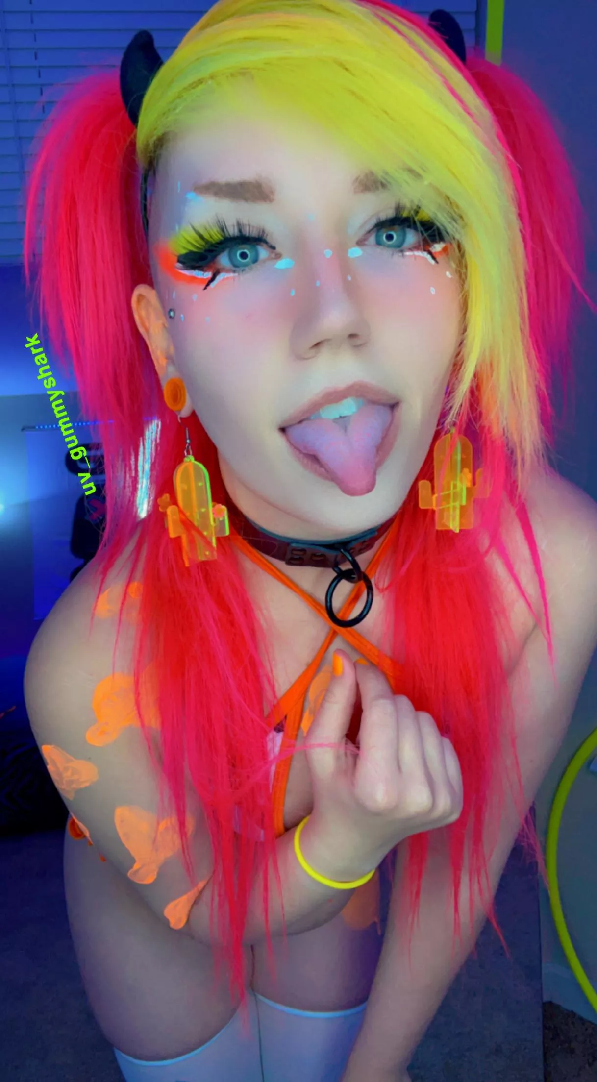 24F 🐬UV_GUMMYSHARK🐬 ADORABLE XS ALT MODEL 💕