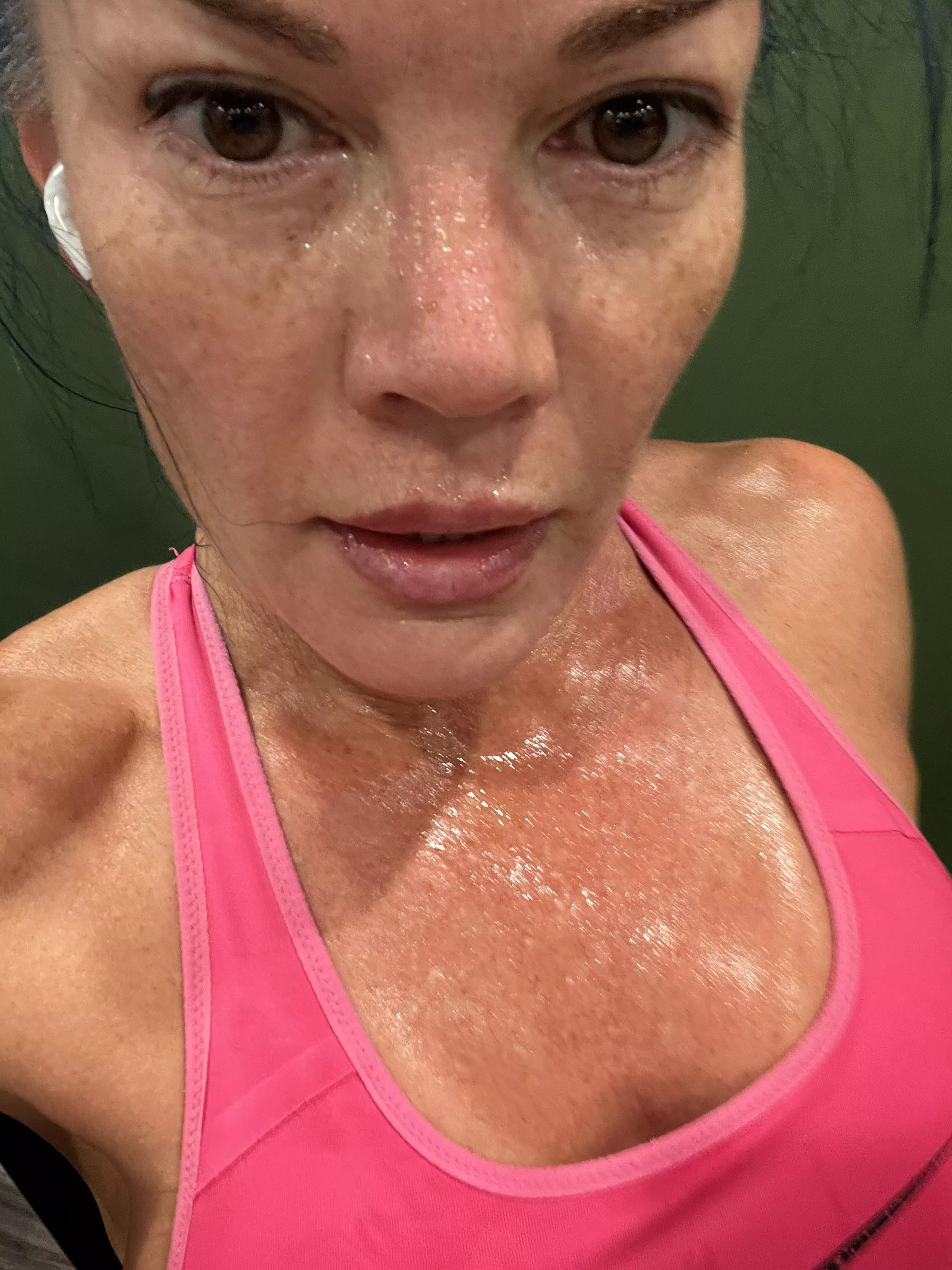 Another sweaty AM workout in the paradise that is a secluded gym ðŸ¥°