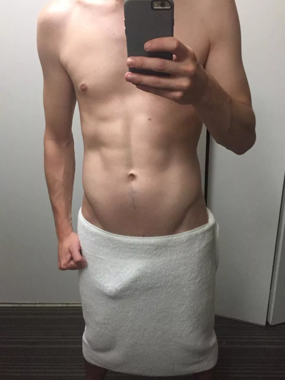 Towel semi