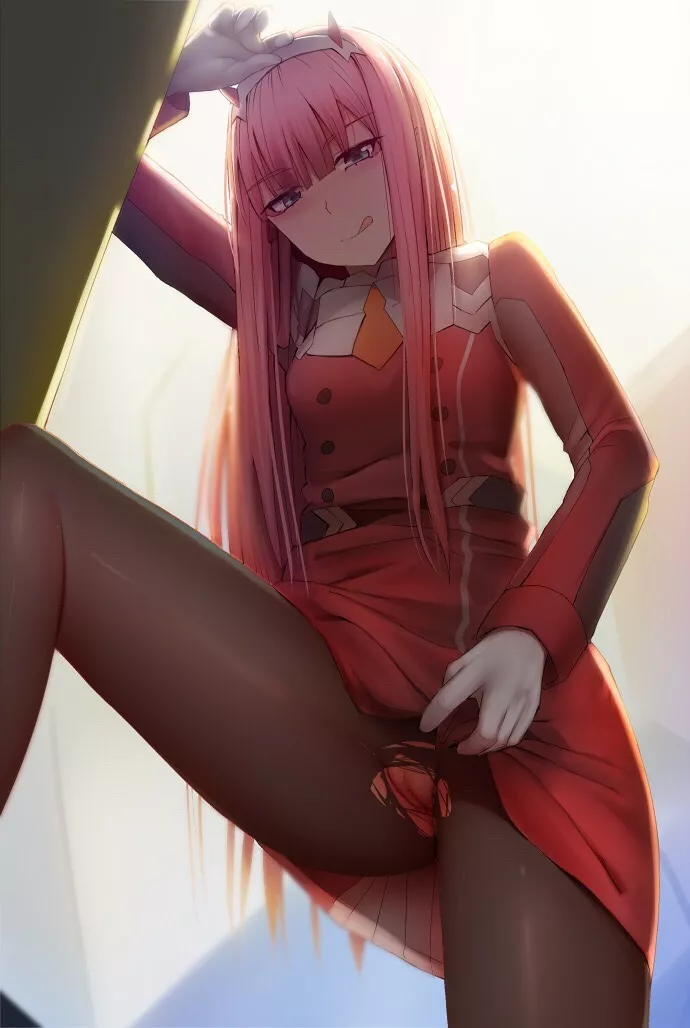 Zero Two showing off