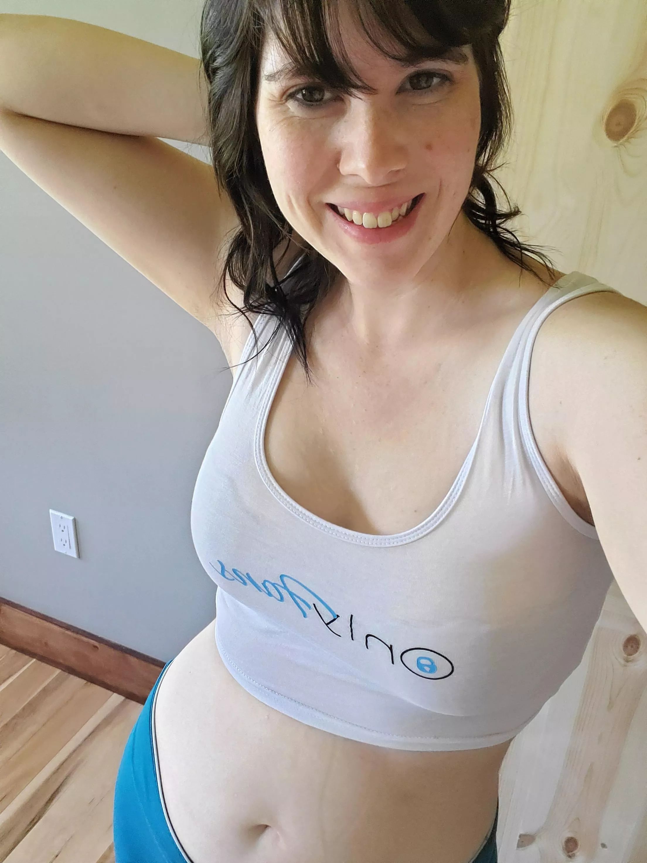 Hi daddy, mommy is waiting for you [20 weeks preggo]