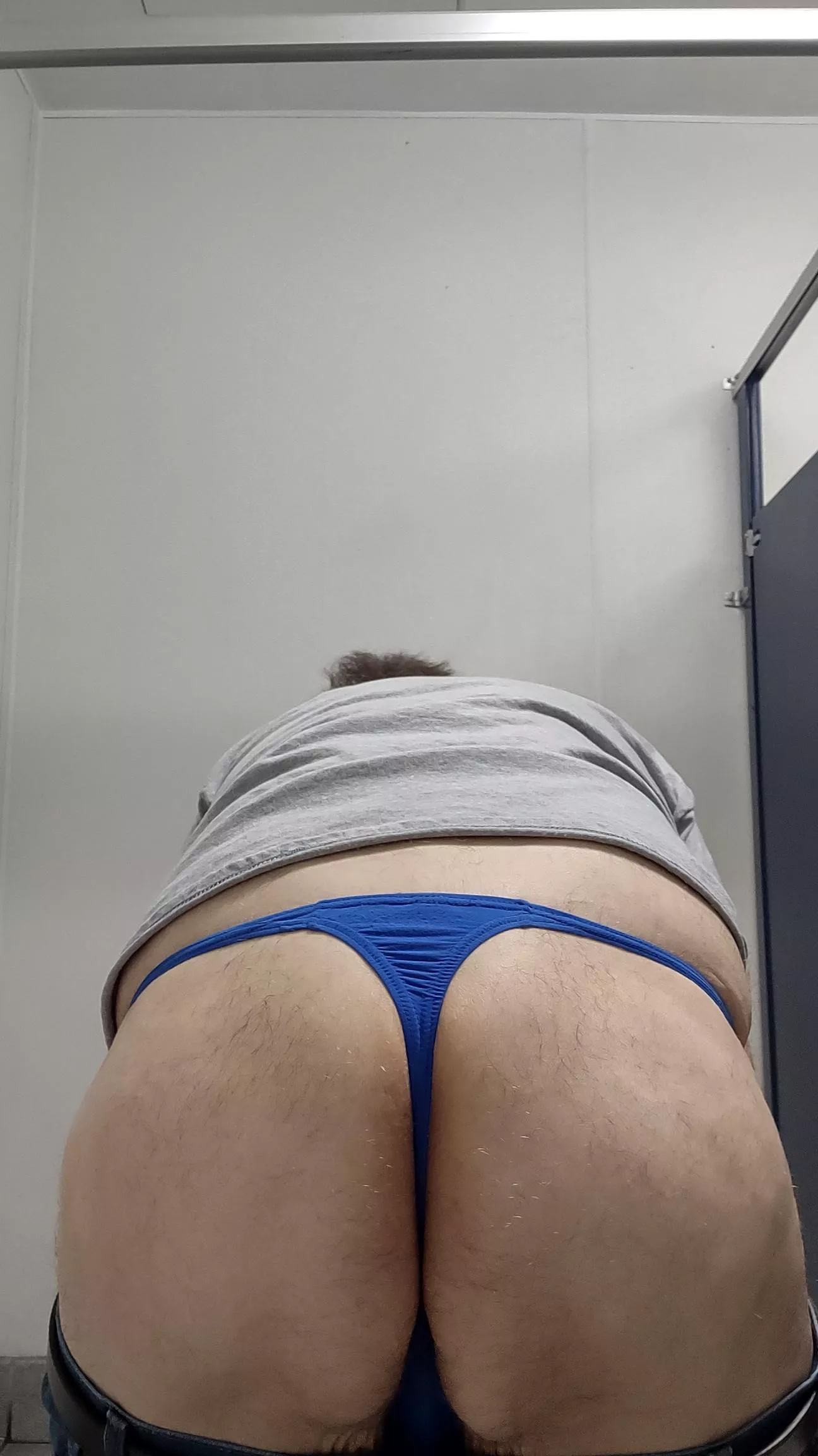 Happy Thong Thursday ðŸ™‚