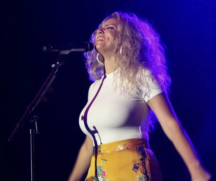 Tori Kelly