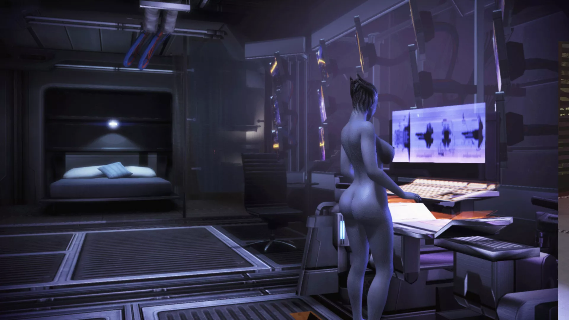 Nude Liara working.