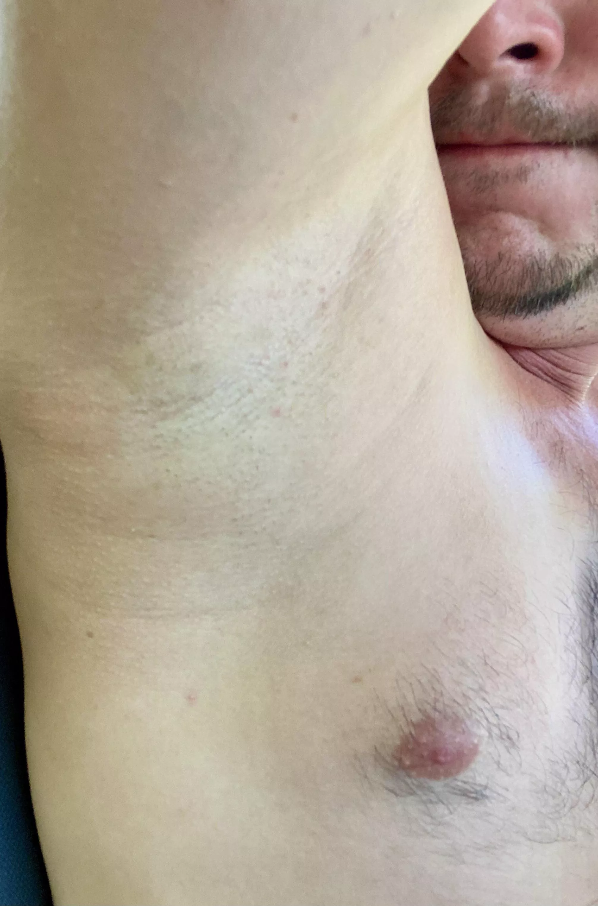 Any love for smelly shaved pits? I actually kinda like the second look when guys notice on a masculine guy