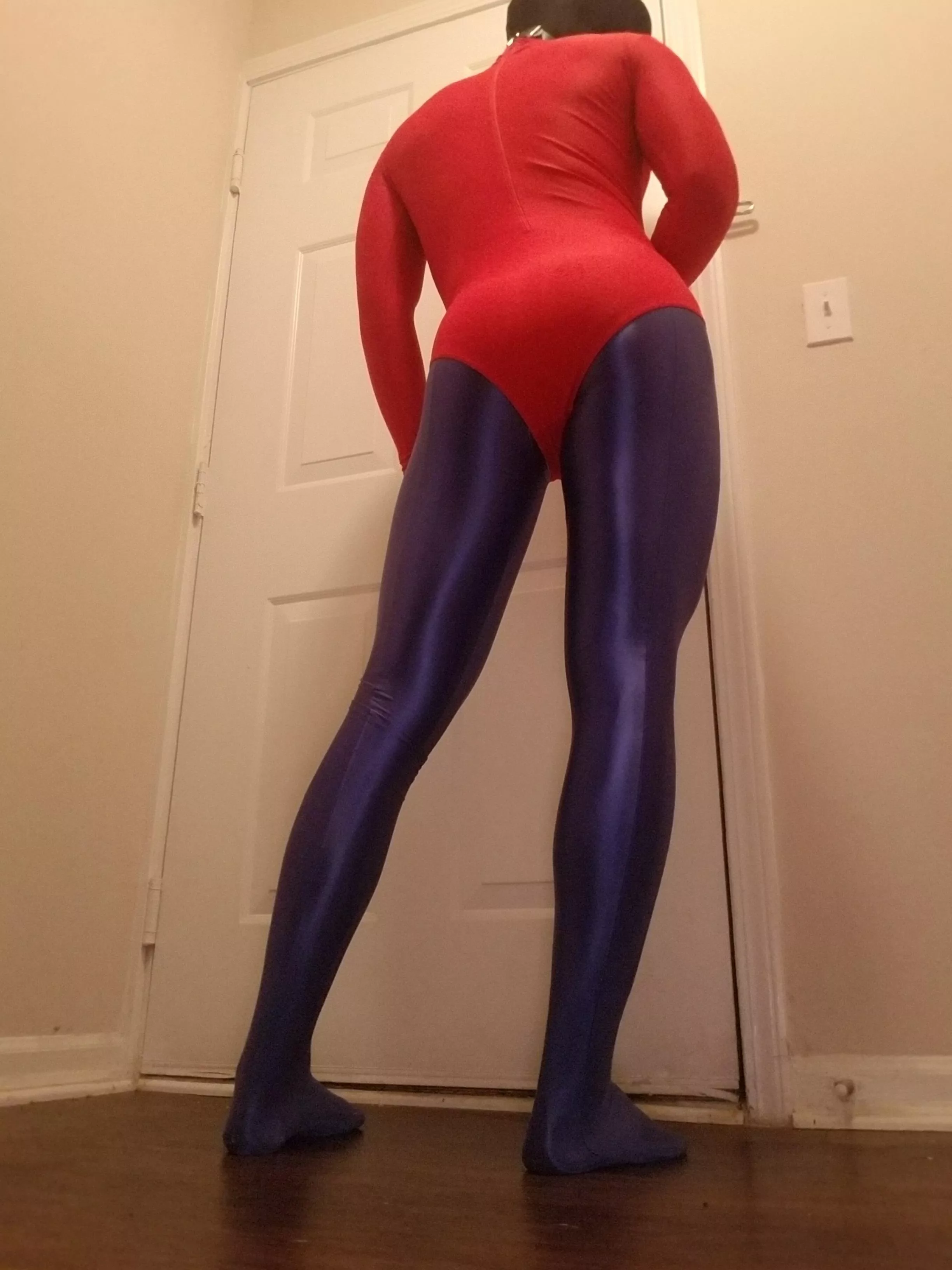 Love wearing shiny spandex under my leotard