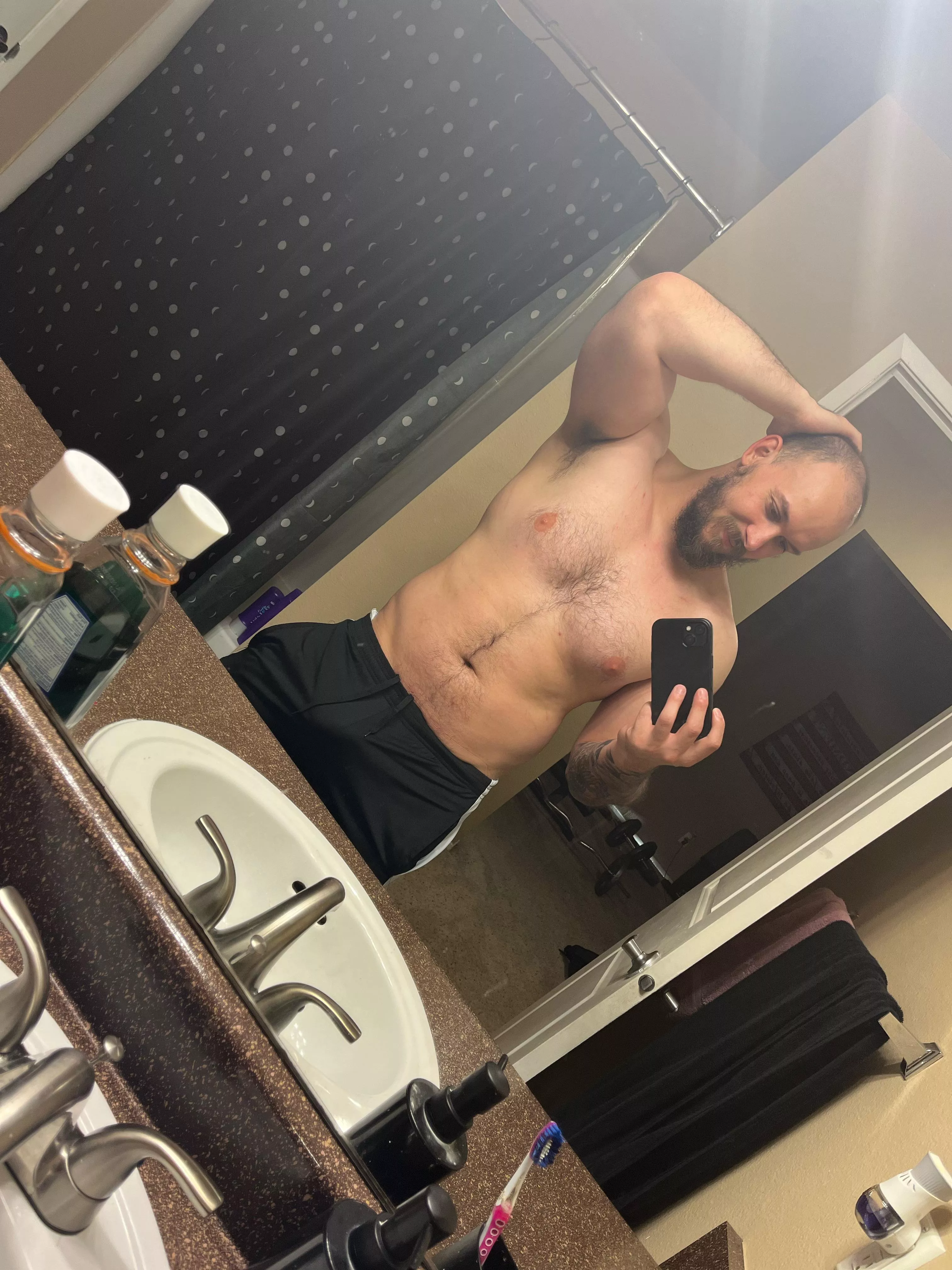 30[M] post chest work! Feeling good..but how do I look?