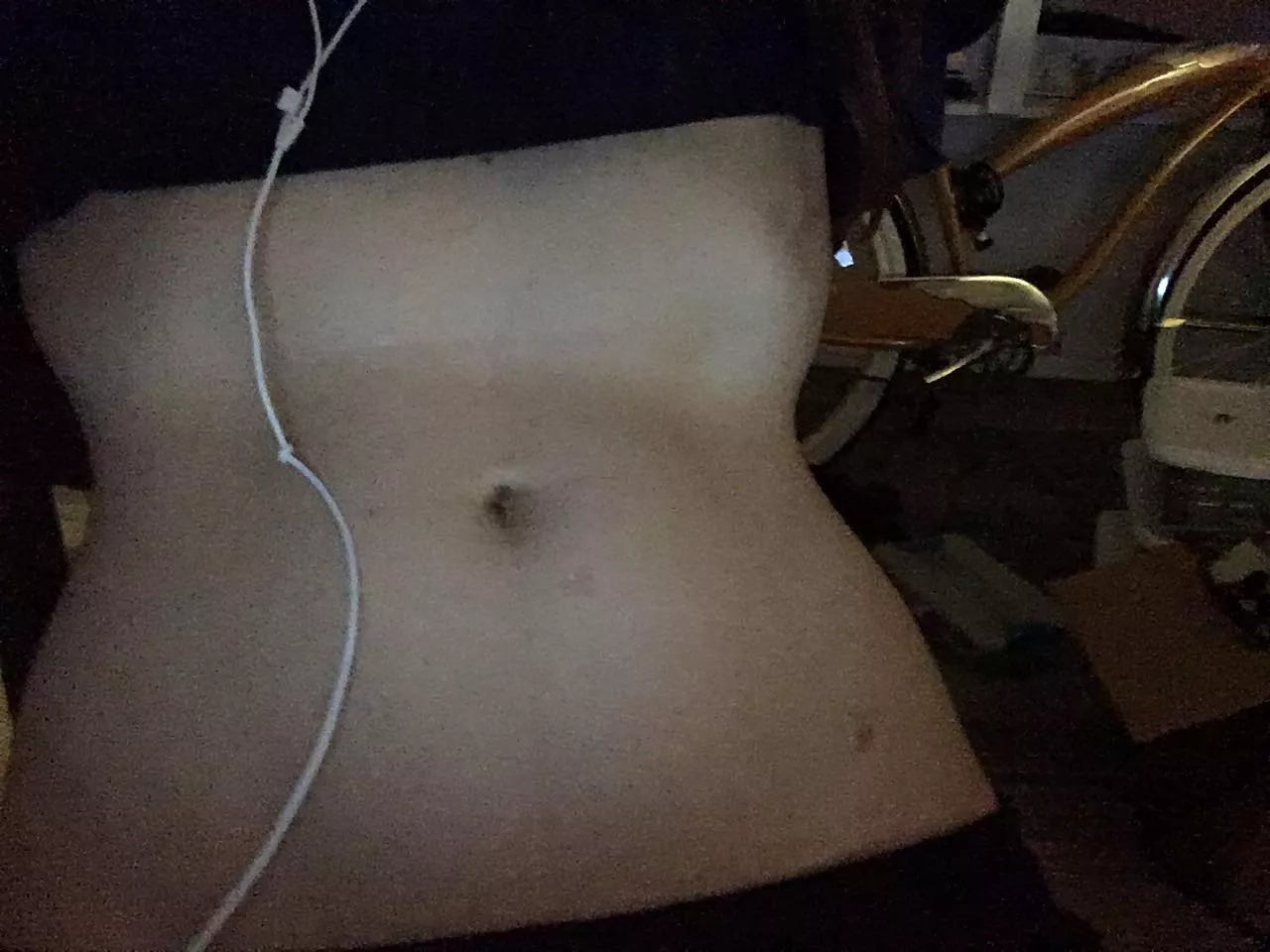 My bellybutton at night