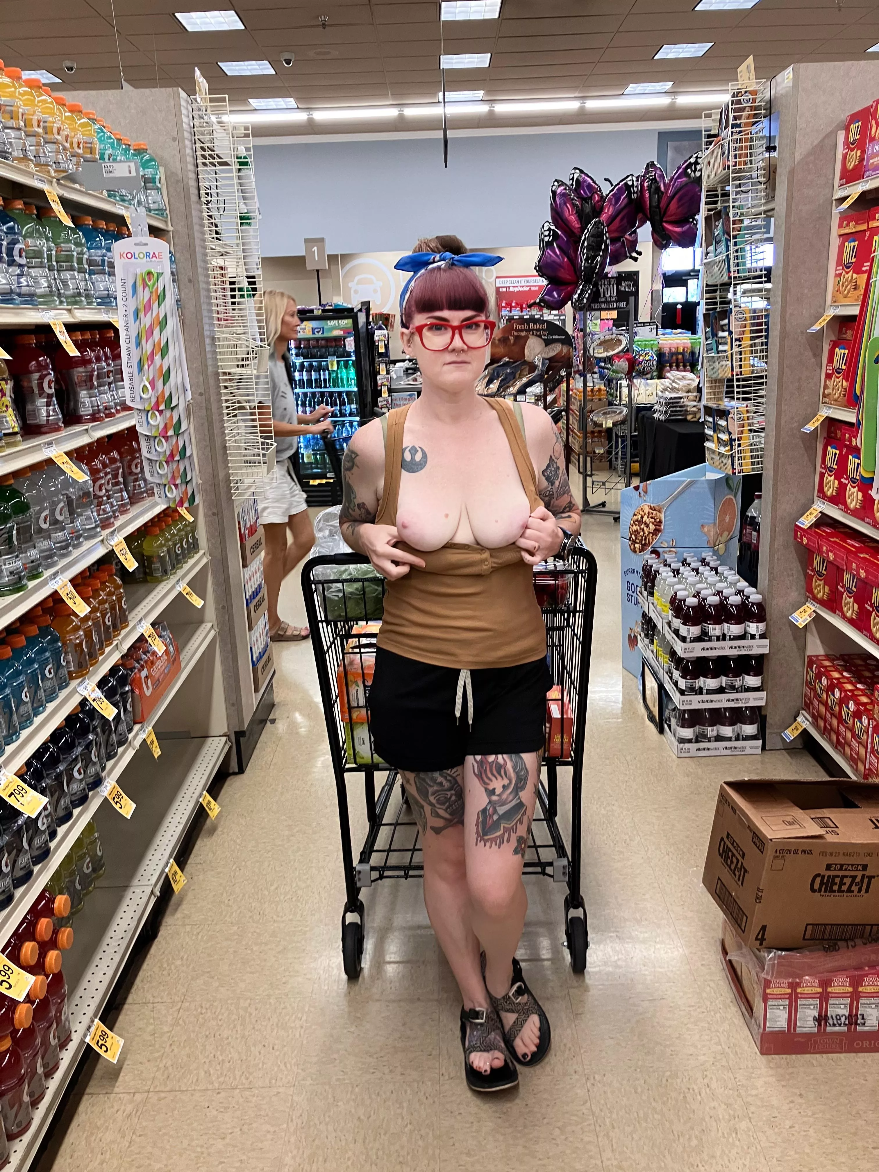 I make grocery shopping fun!