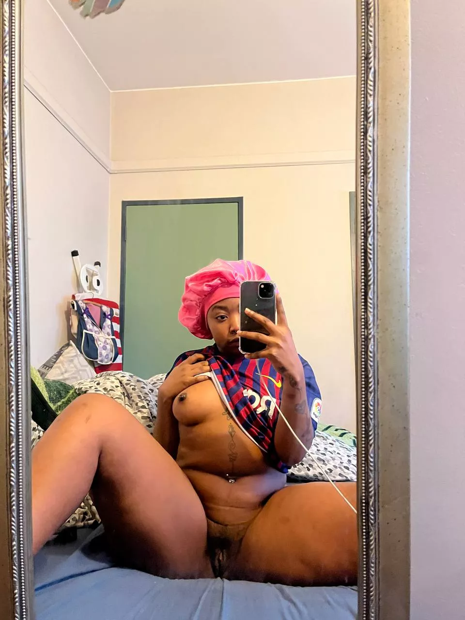 nasty and young🤭🥰let me give you a free dickrating🥰just check the comments and subscribe ❤️