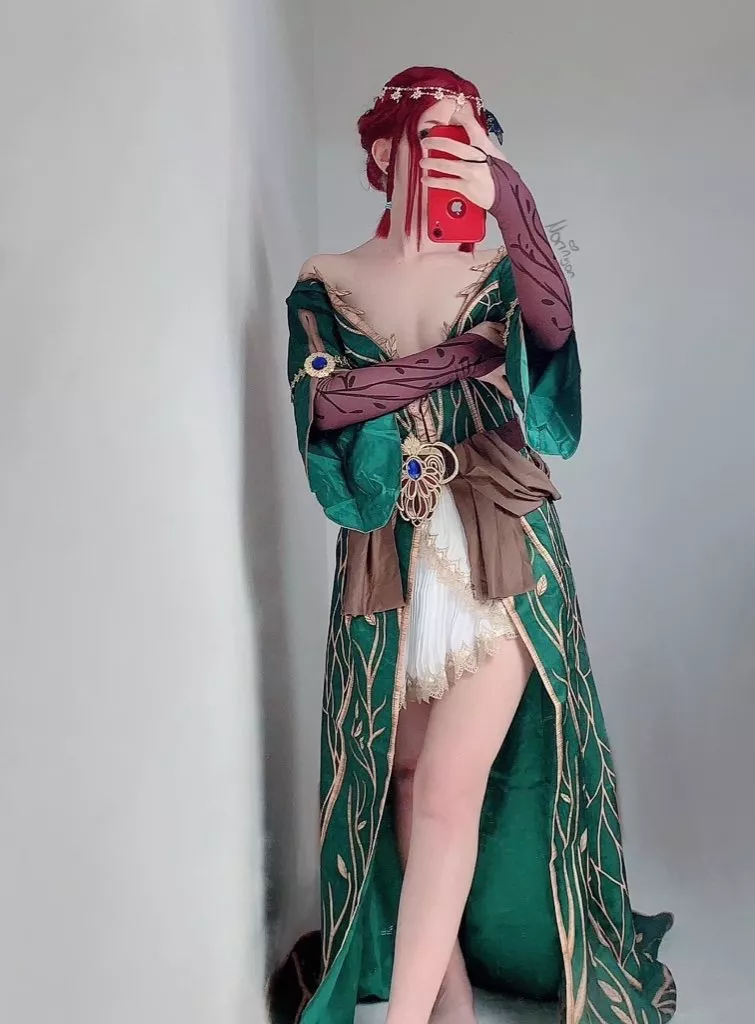 Triss but flat~ Triss Merigold from The Witcher by x_nori_ [Self]