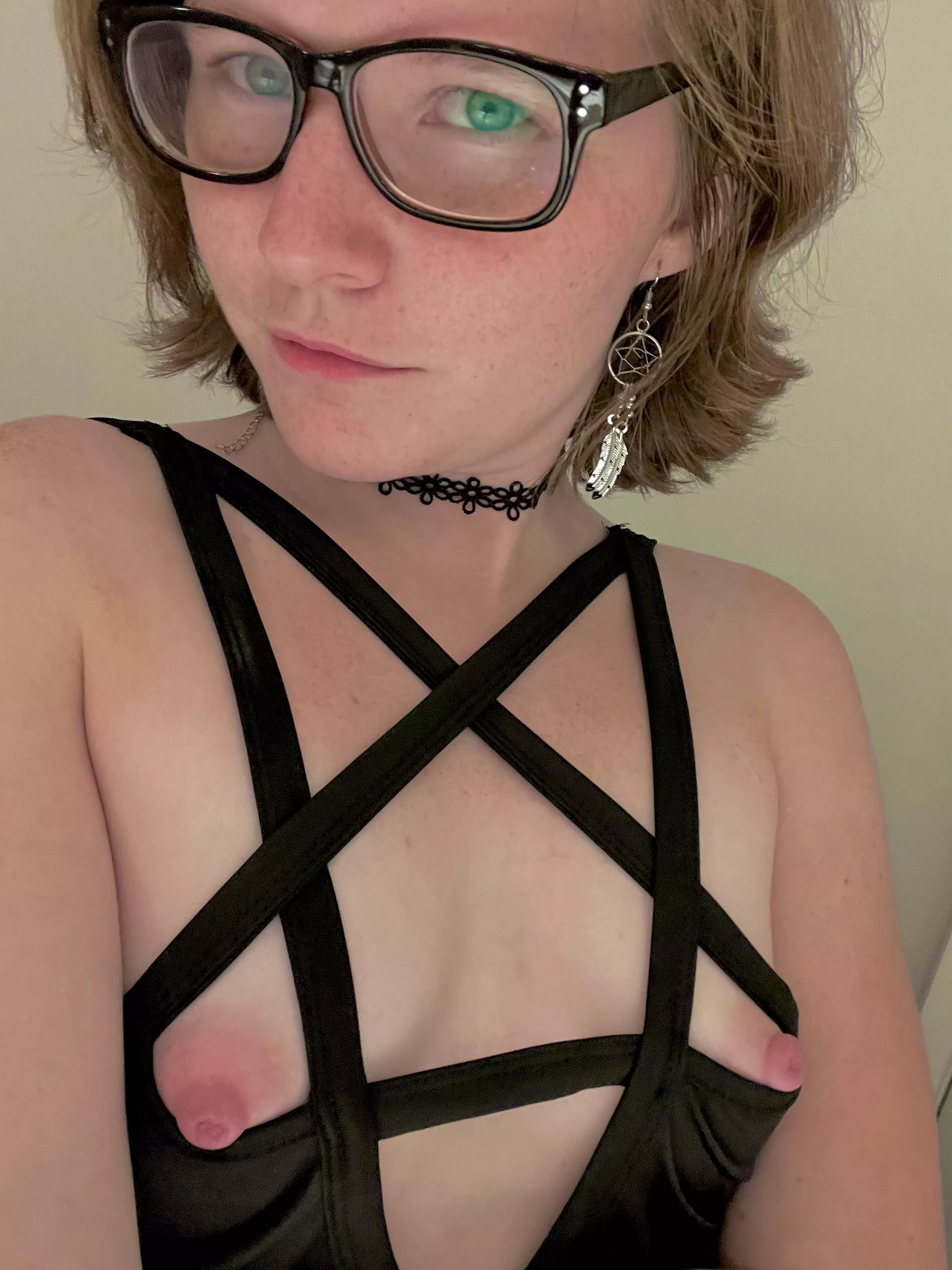 Does this dress look ok on me?