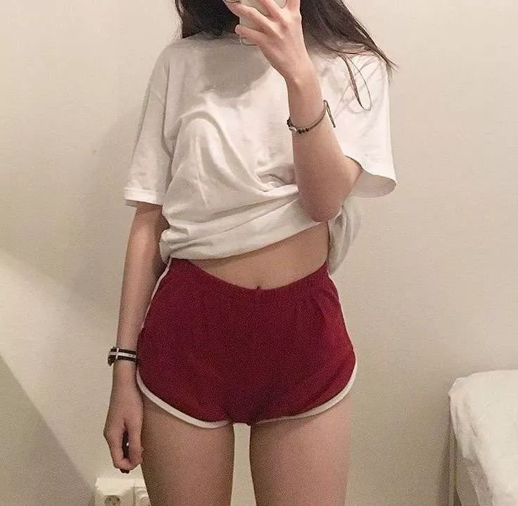 Pulled up shorts