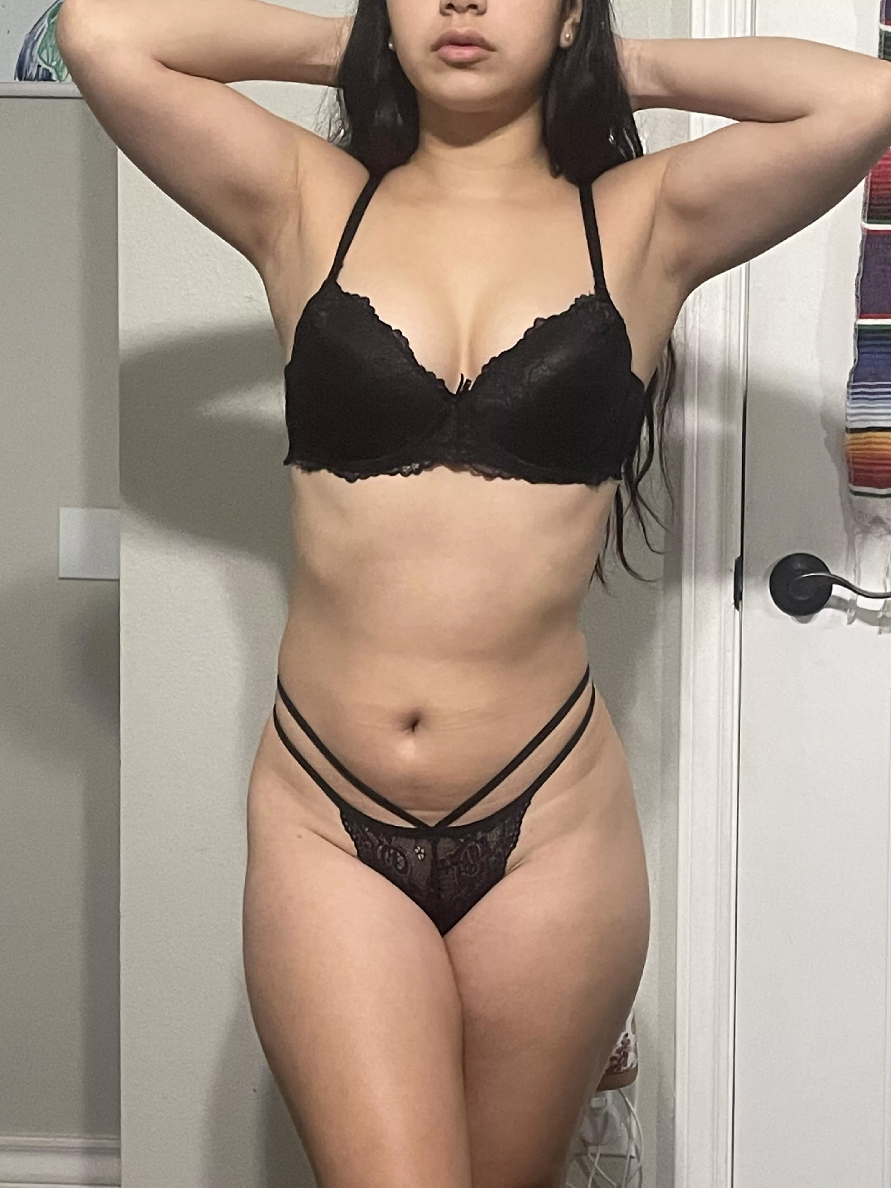 [F] natural and petite