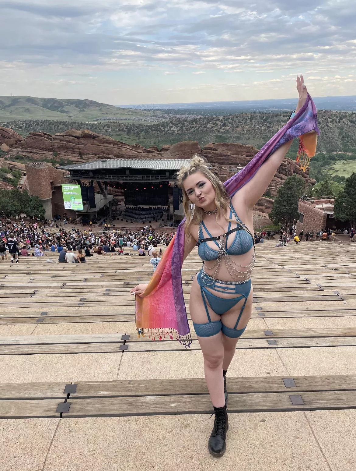 Red rocks cutie