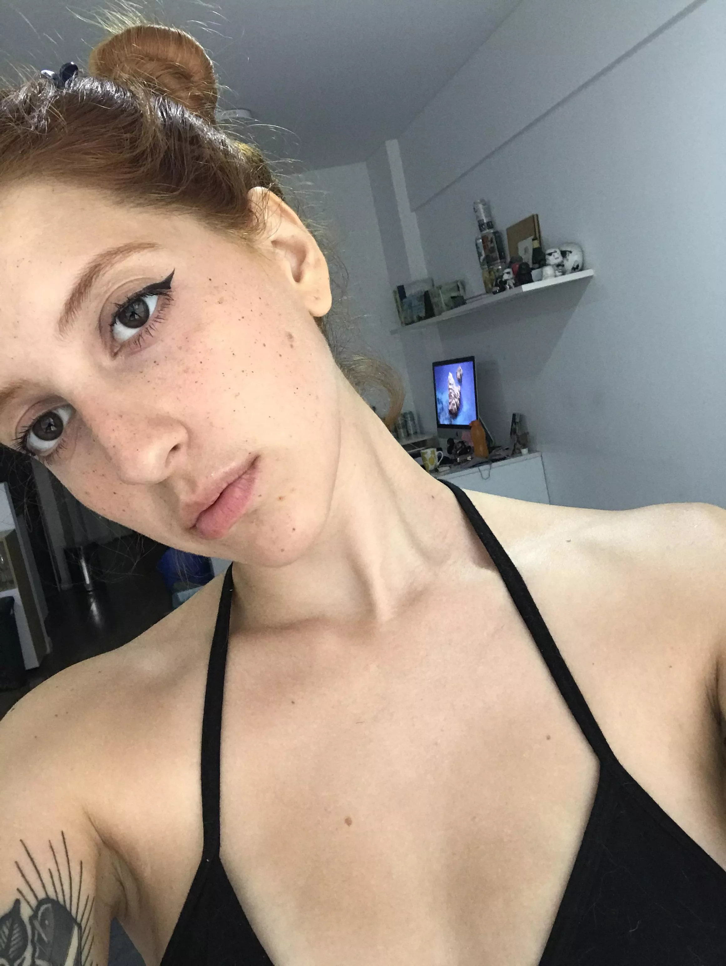 First time posting here. Do you like my freckles? 💗