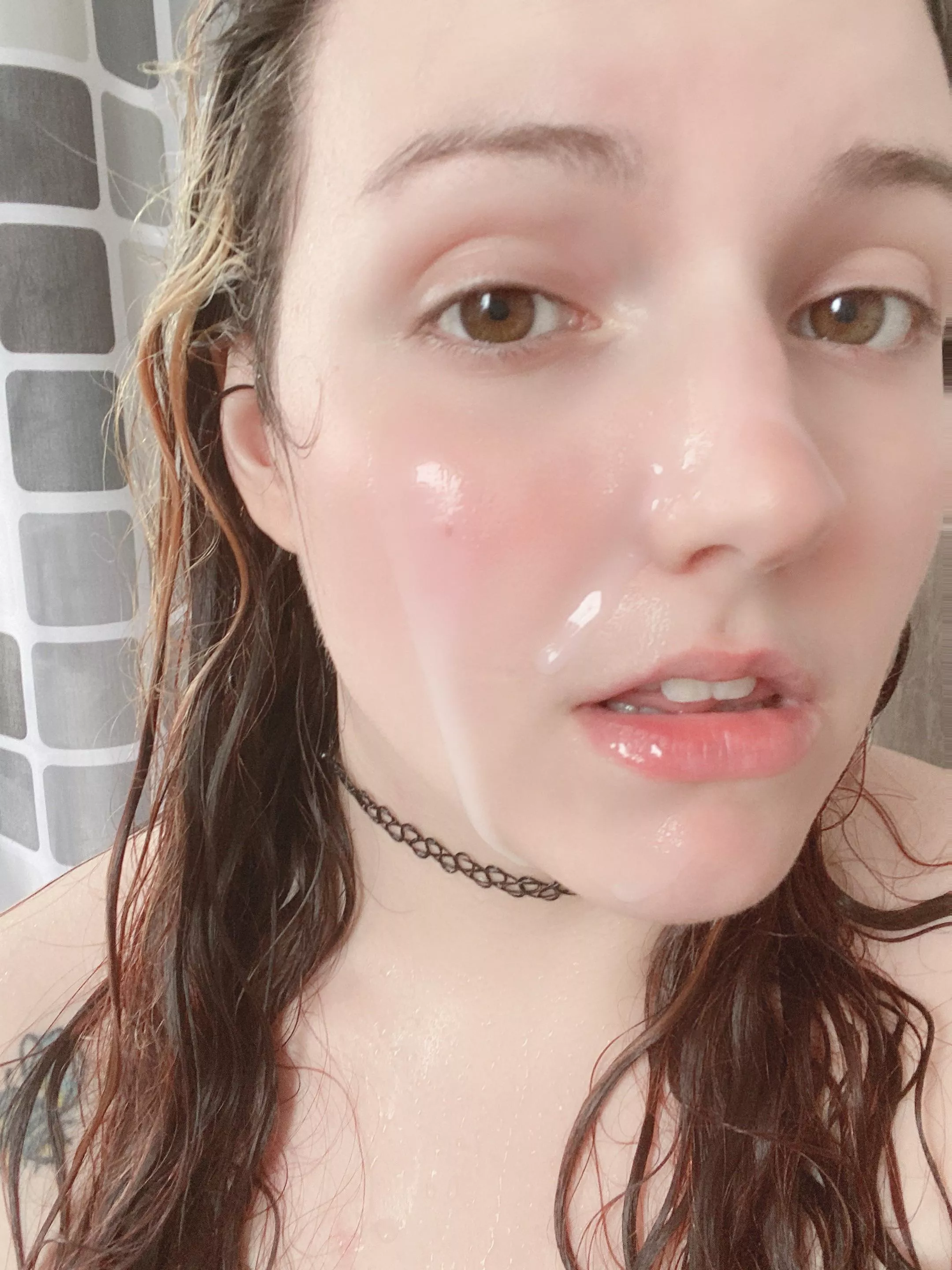 Apparently I look prettier covered in cum 🤤