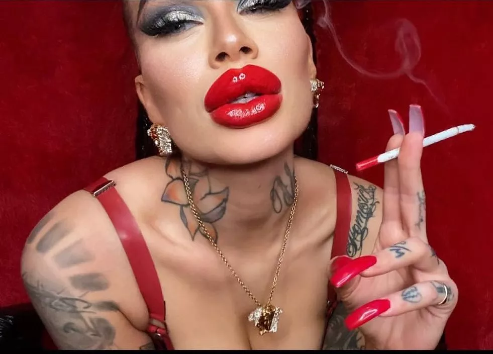 Lipstick Fetish