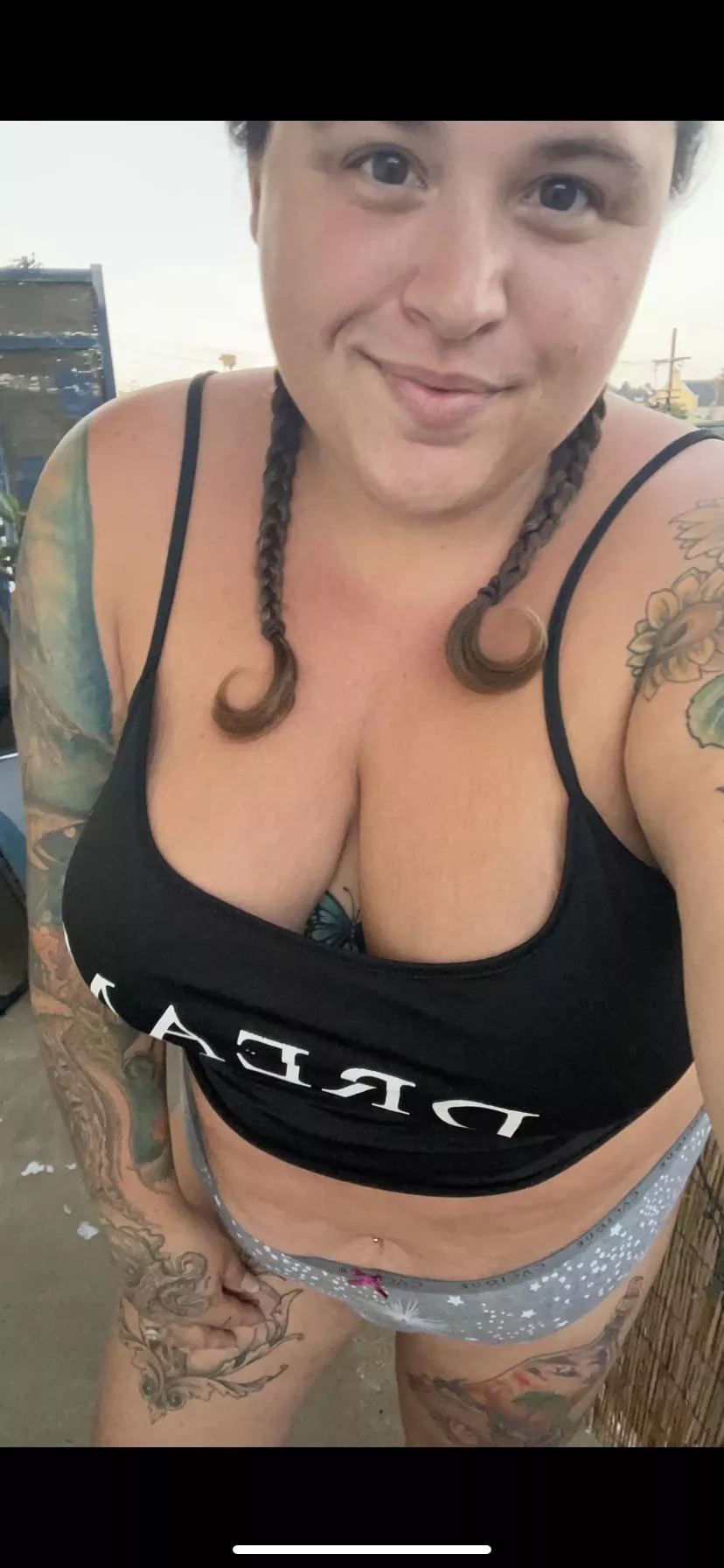 rise and shine , wouldnâ€™t you like to wake up next to this sexy bbw and all of my curves covered in tattoos !