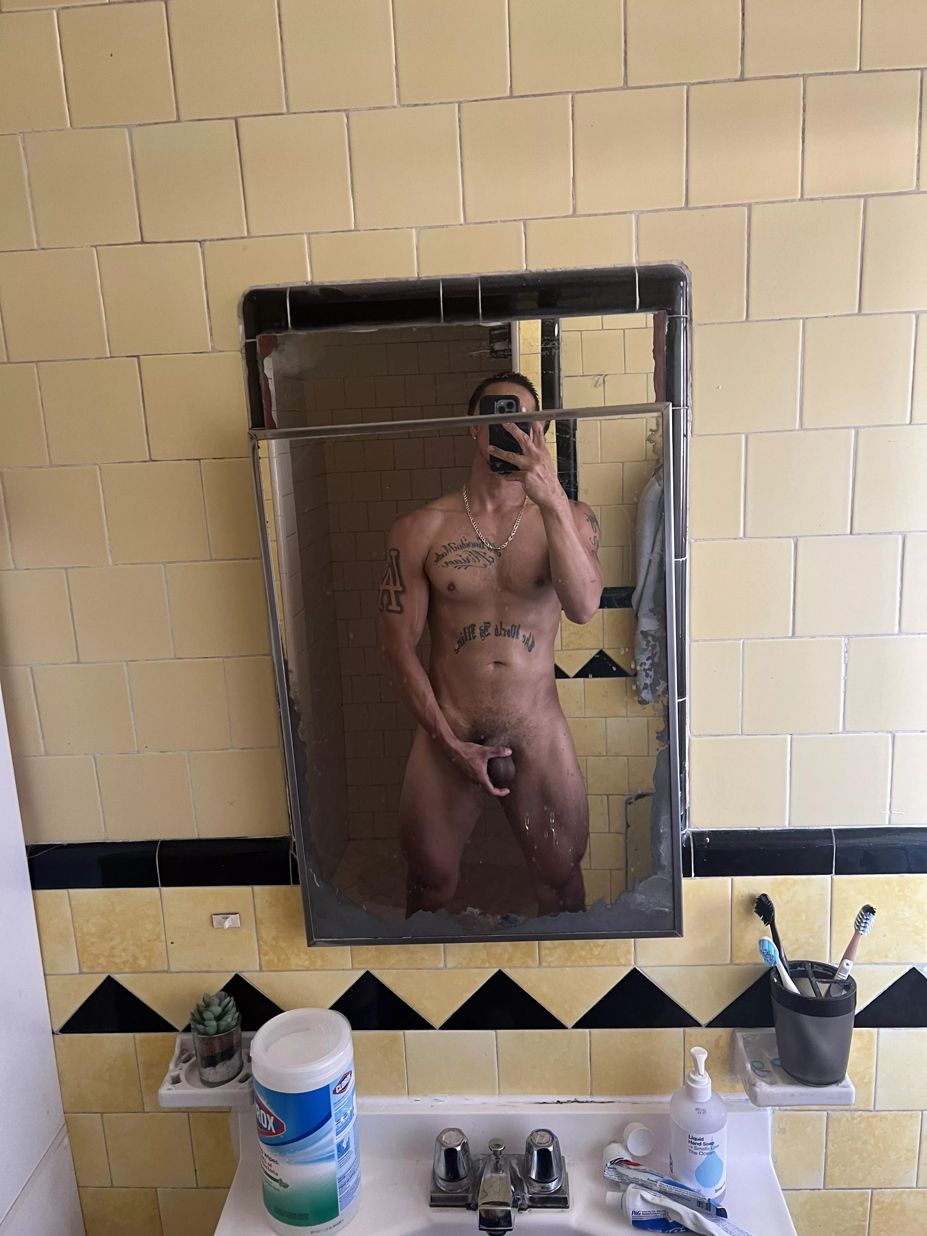 Join me in the shower and letâ€™s make content :)