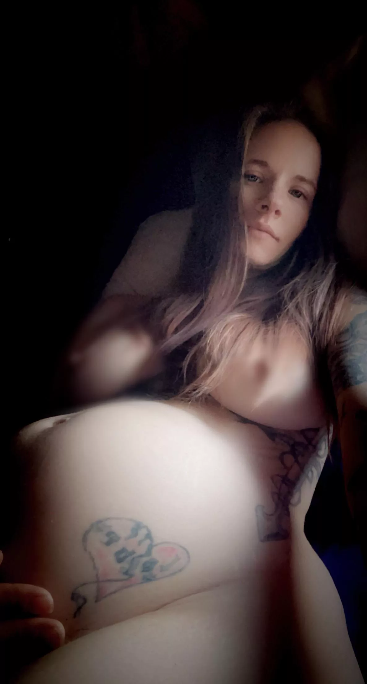 Waking upâ€¦. Love the morning belly