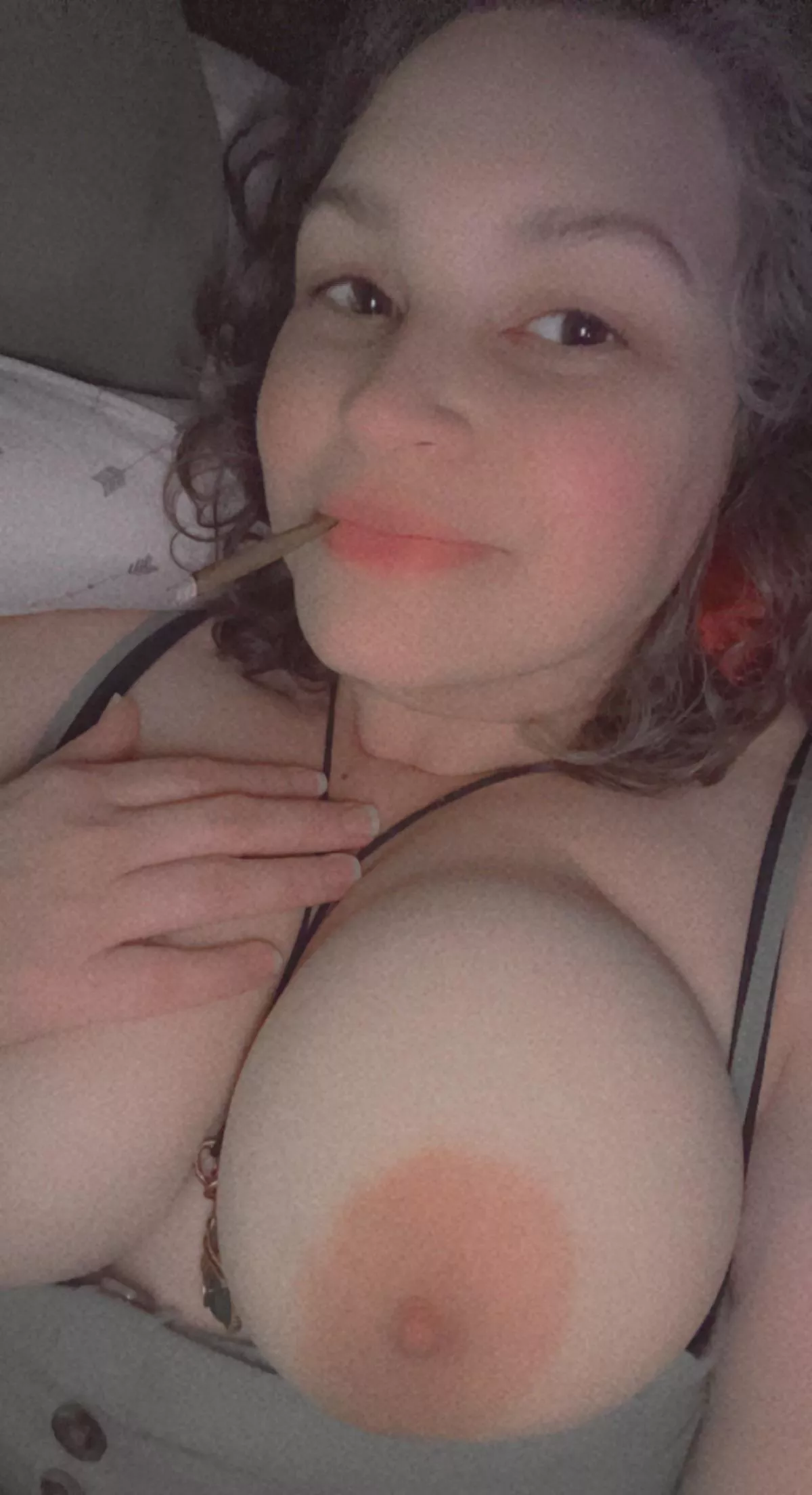 Cum smoke with me?ðŸ˜®â€ðŸ’¨ðŸ˜