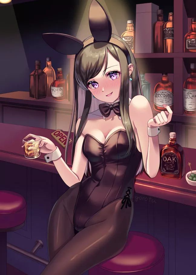 Bar Bunny Girl