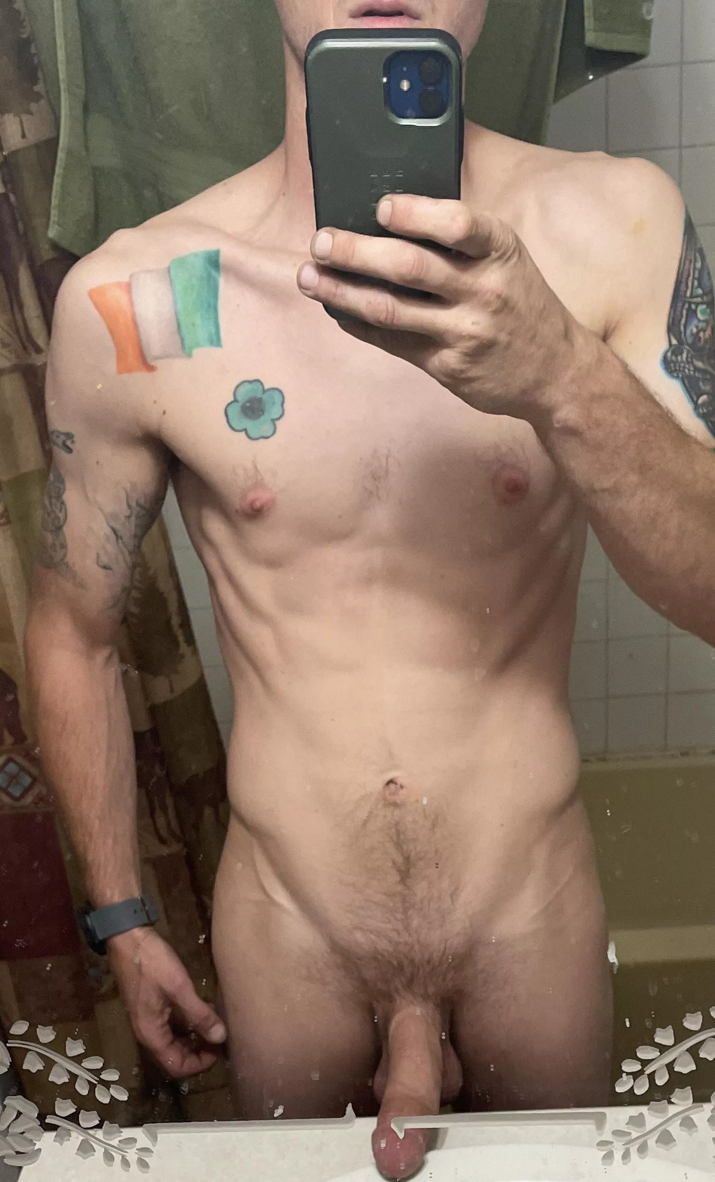 [M] looking for a rating