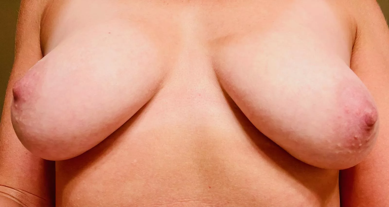 Still kind of new to Reddit, but I'm definitely over 30. I hope you like my boobies.