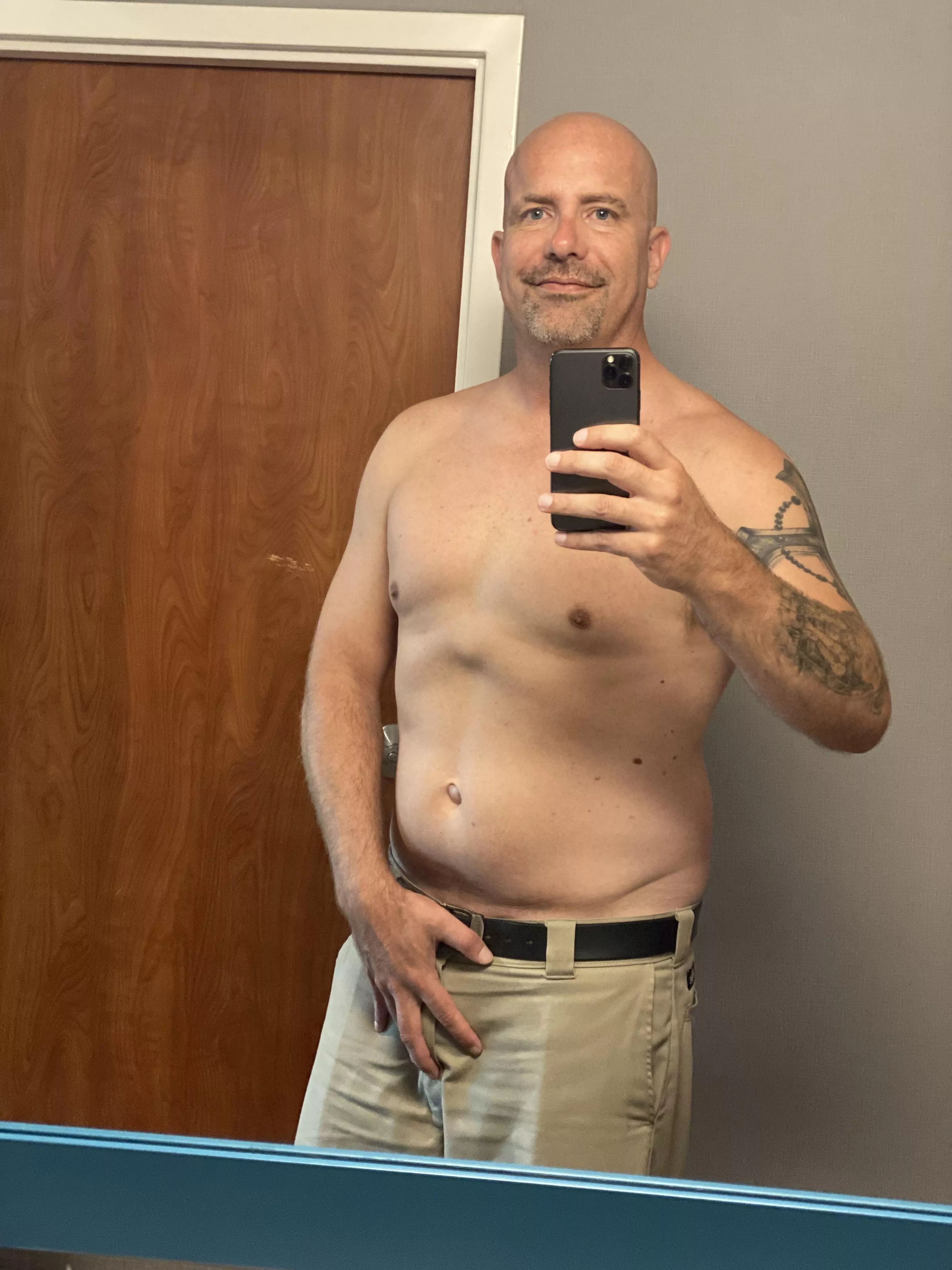 42 and rocking the dad bod who doesnâ€™t like a little fluffy