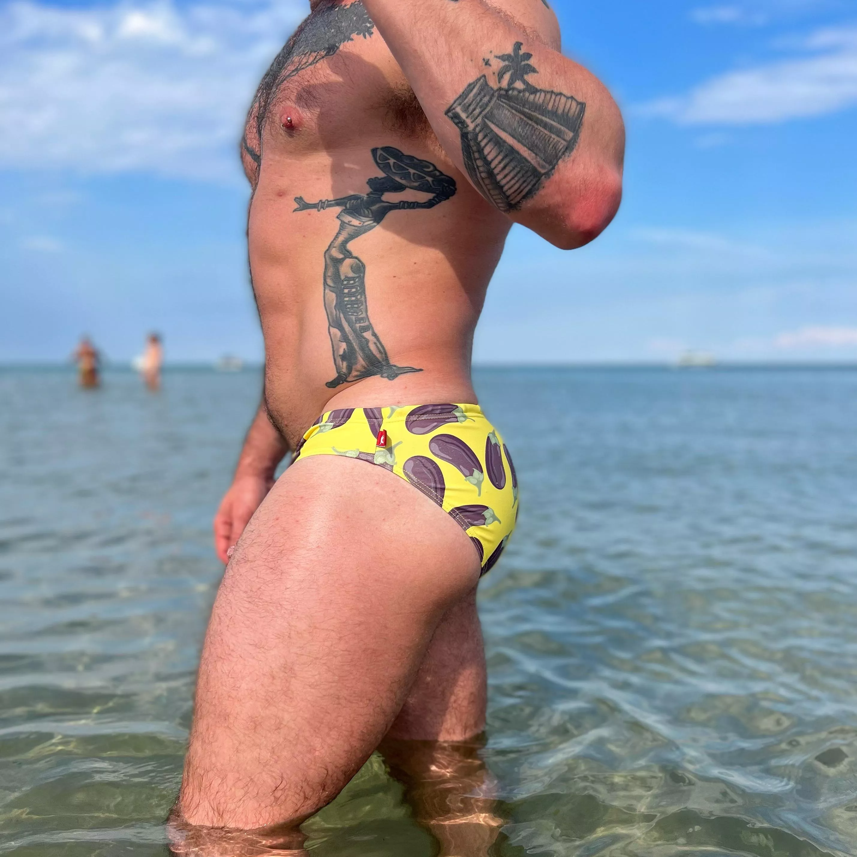 Does this speedo make my ass look big?