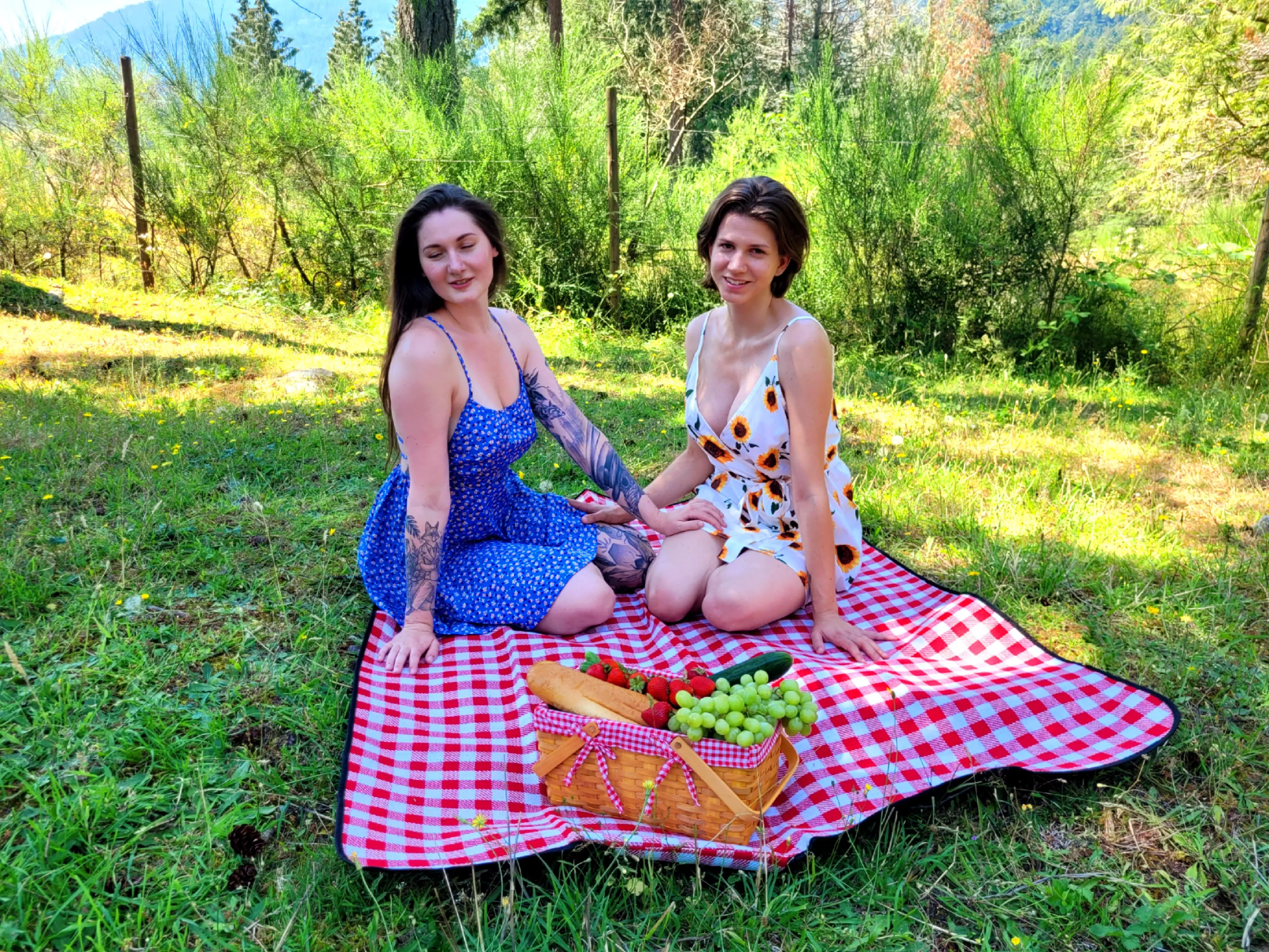 Cum join the picnic fun