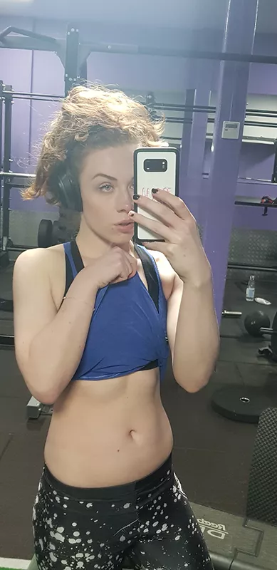 [F] Abs are slowly coming back!