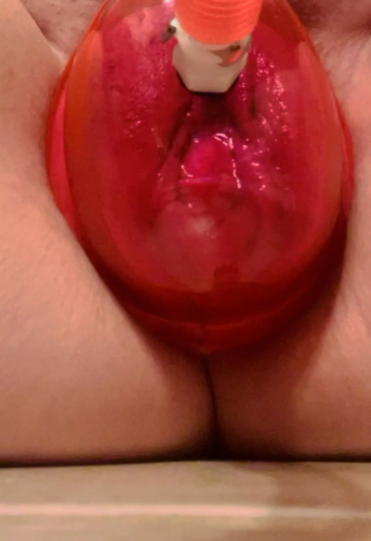 [f] pumping the gape 🥵🤤