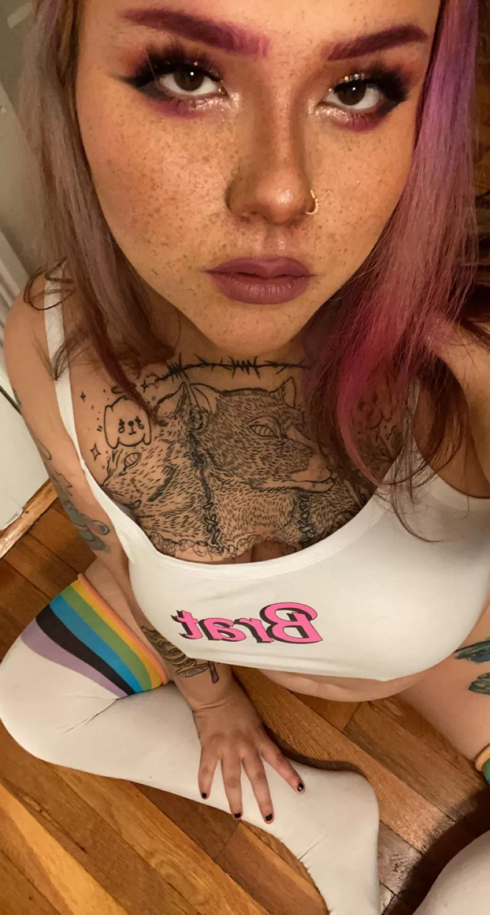 fuck the lipstick off of me?ðŸ’•