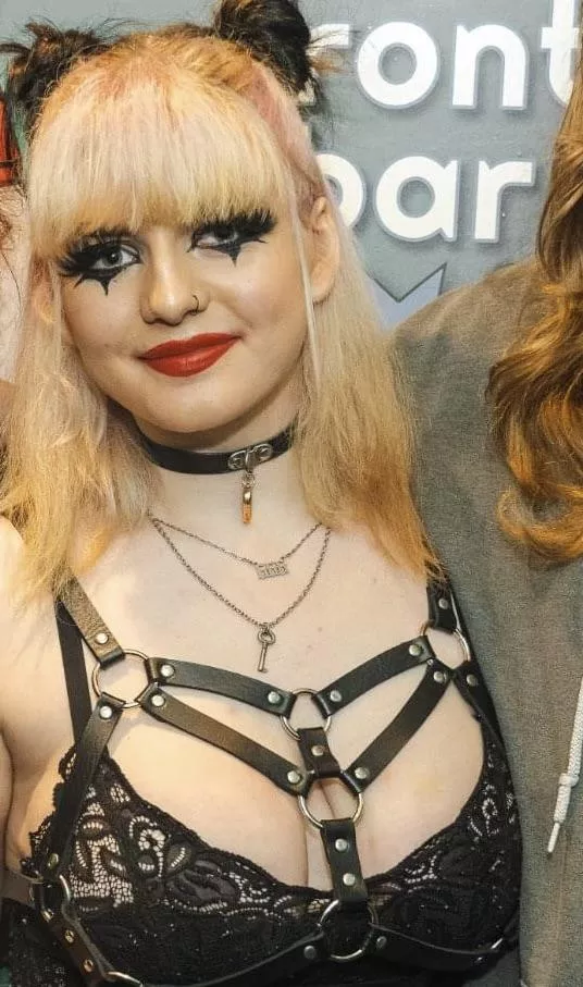 Local goth with big tits in a harness