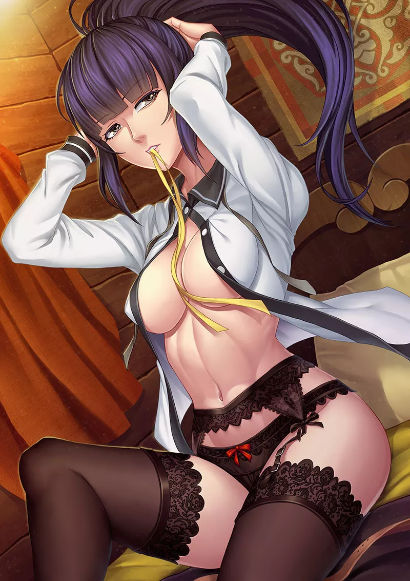 Nabe-chan in sexy lingerie